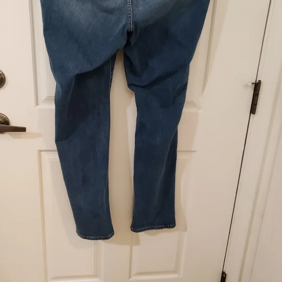 Torrid distressed size 18 - Picture 6 of 9